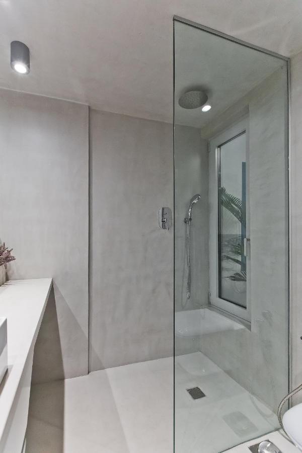 Bag- Boutique Apartment Grey - Hilton Area Афины Экстерьер фото
